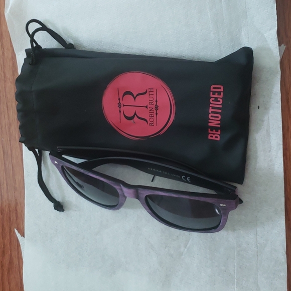 Sunglasses - Picture 2 of 2